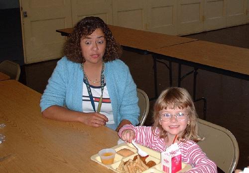 alsatia's first day at pre-k - lunch.jpg 28.0K